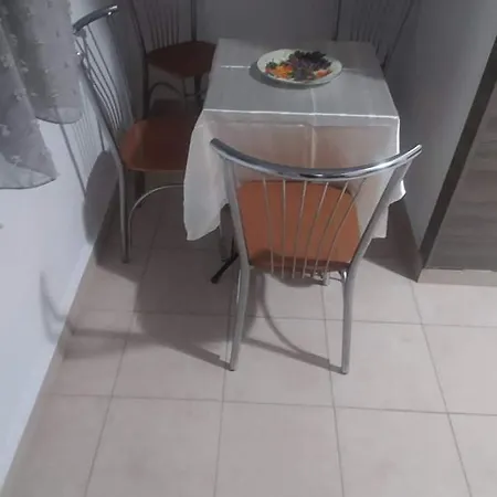 Holiday home Dina 2 *
